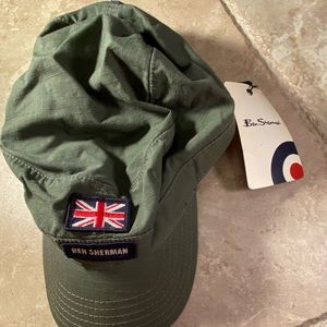 Ben Sherman hat NWT
